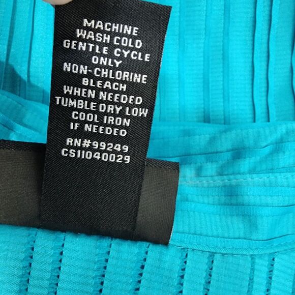 Maggie Barnes Shirt Womens 3X Blue Textured Pleated Striped Short Sleeve Button - Picture 9 of 9